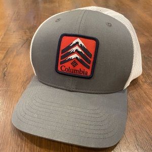 Columbia trucker hat cap